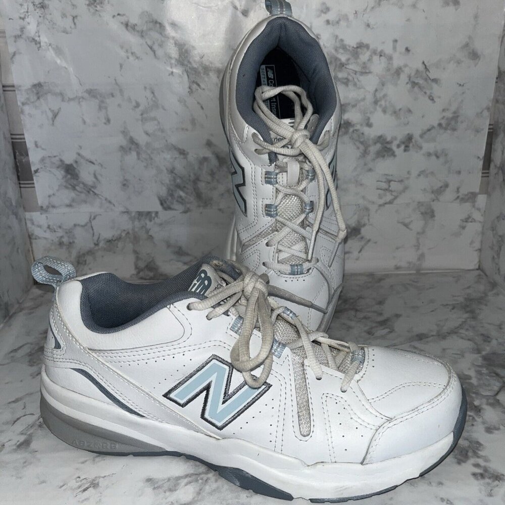 New Balance Womens Walking Shoes Size 9.5 B White Blue Lace Up 608 V5 WX608WB5